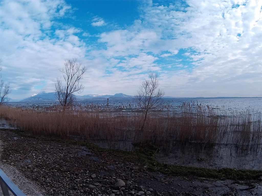 Photo taken with M10. Garda Lake, Sirmione Italy.
